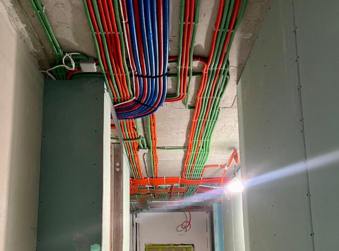 Черновые электромонтажные работы