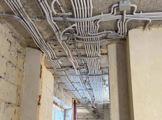 Черновые электромонтажные работы
