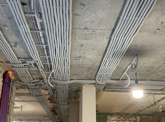 Черновые электромонтажные работы